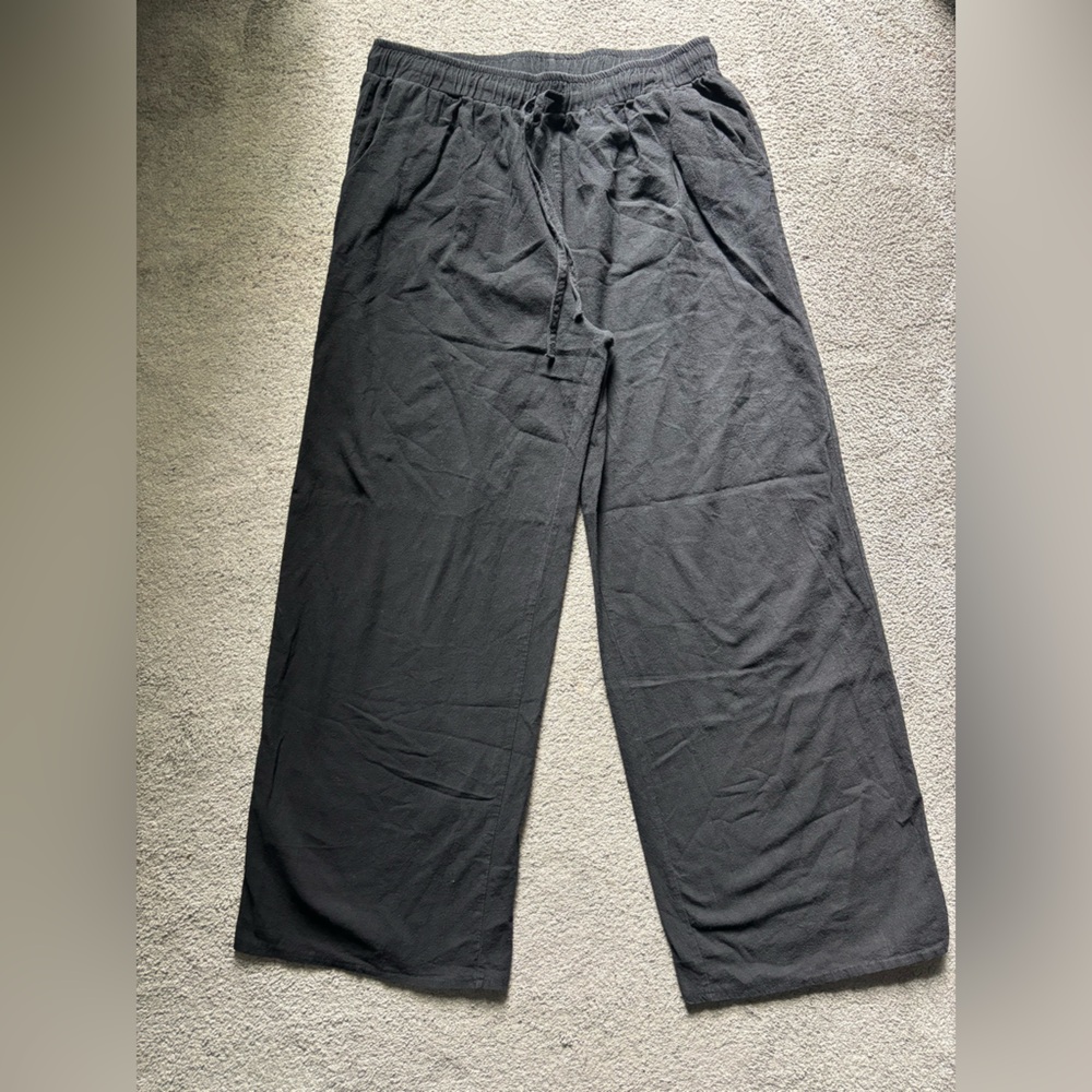 Black Wide-Leg Lenin Pants